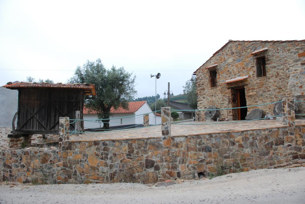 הוילה Parque Tematico Vale De Mouro מראה חיצוני תמונה